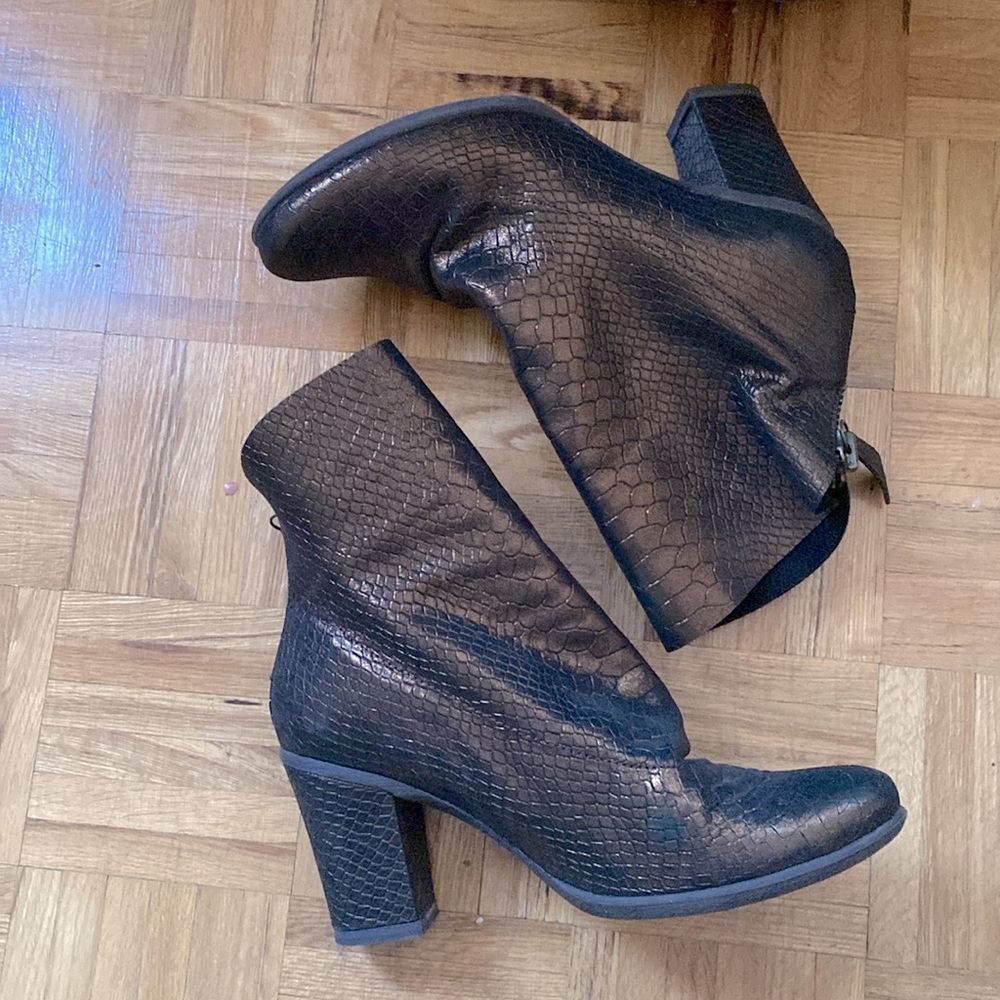Seychelles Drapey Ankle Boots Metallic Bronze with Alligator Print